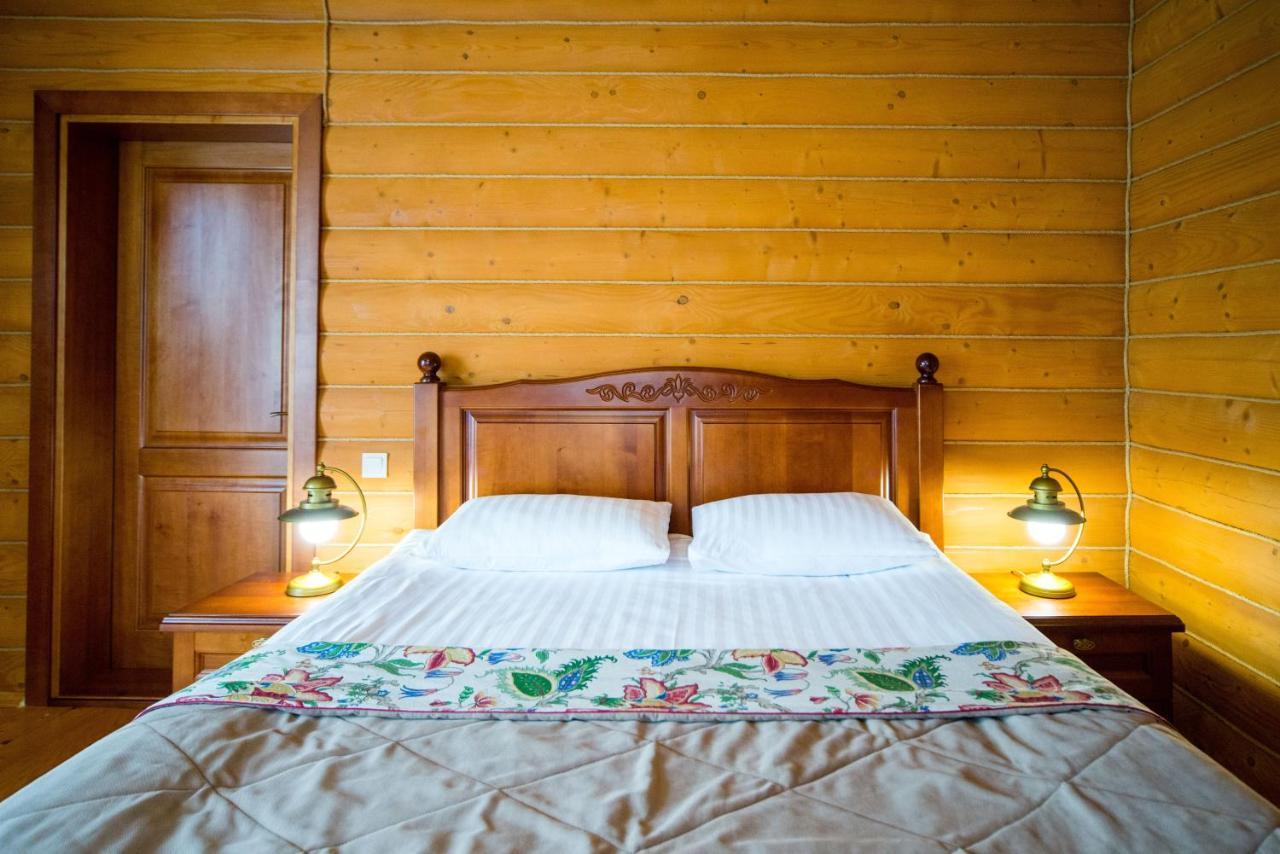 Hotel Комплекс Відпочинку Пампушка & Подушка Burlača Balka Exteriér fotografie