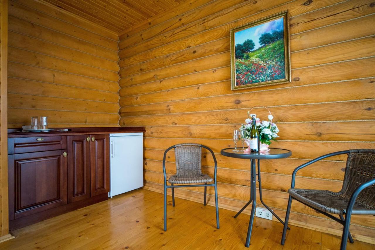 Hotel Комплекс Відпочинку Пампушка & Подушка Burlača Balka Exteriér fotografie