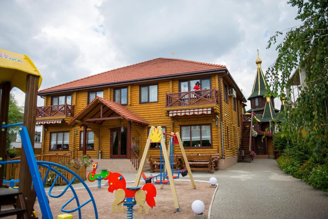 Hotel Комплекс Відпочинку Пампушка & Подушка Burlača Balka Exteriér fotografie